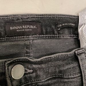 Size 34 Mid Rise Jeans Banana Republic